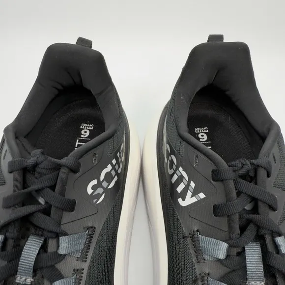 Saucony Hurricane 24 Mens 12 Running Shoes Black White Trainers Sneakers