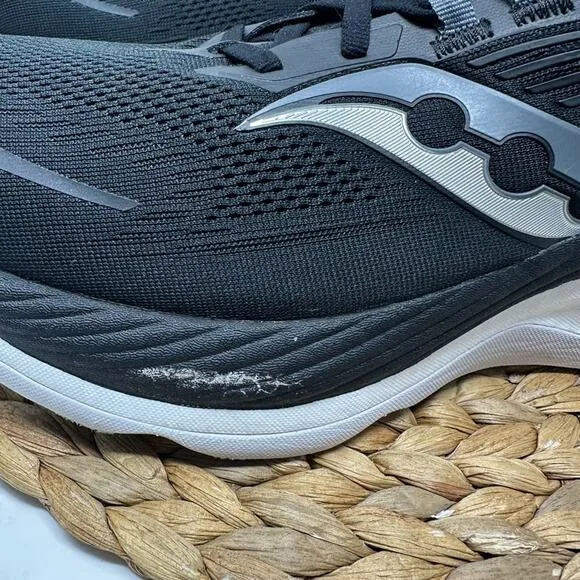 SAUCONY Hurricane 24 Running Shoes Black Carbon White Size 12.5 Men's