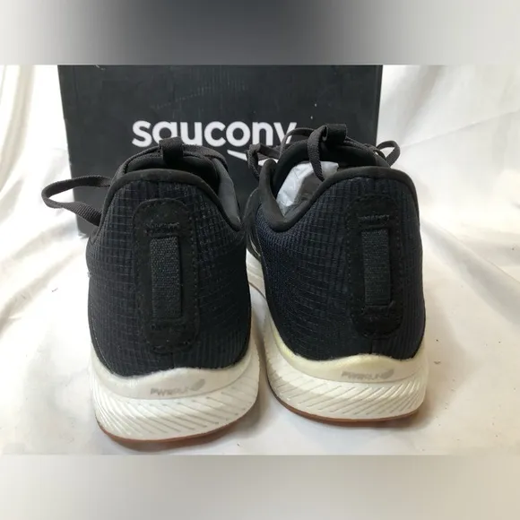Saucony Mens Freedom 5 Running Shoes - Size 11.5 - Black/Gum - New with defects