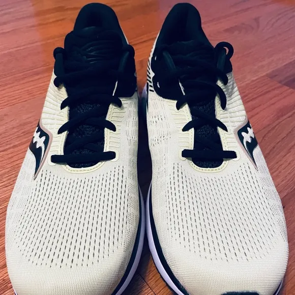 Saucony Men's Size 15 Guide 14 Keylime/Gravel Running Shoes (S20654-35).