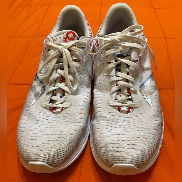 Saucony Shoes Mens 12.5 Kinvara II S20551-70 Printshop Running