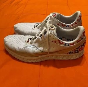 Saucony Shoes Mens 12.5 Kinvara II S20551-70 Printshop Running