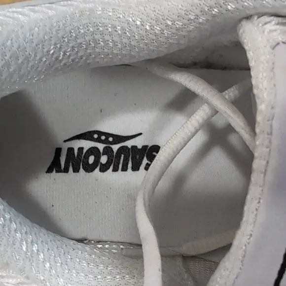 SAUCONY Unisex White Mesh Sneakers