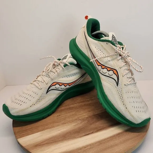 Saucony Women's Kinvara 13 Irish Running Shoes, Irish Cream, Size 12