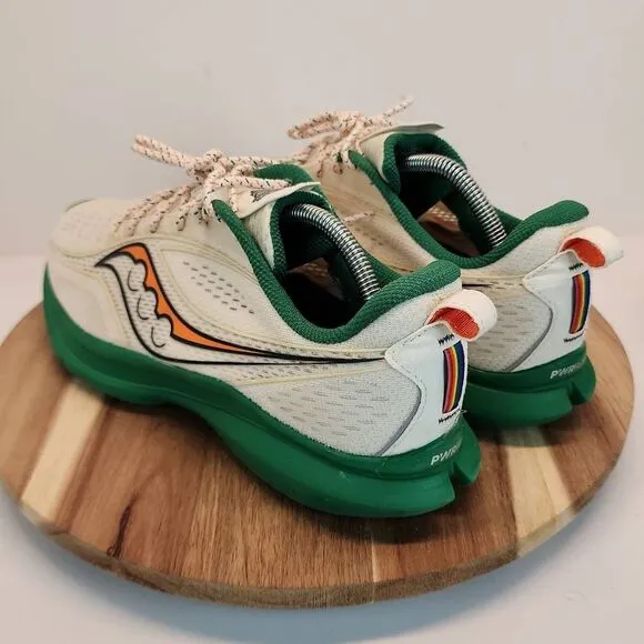 Saucony Women's Kinvara 13 Irish Running Shoes, Irish Cream, Size 12