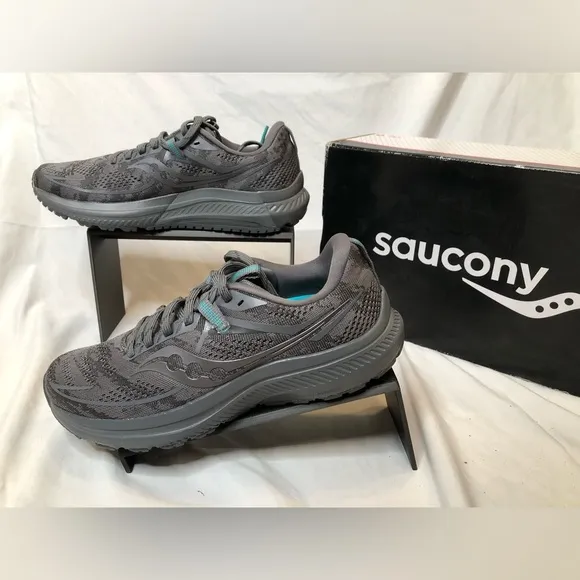 Saucony Women’s Omni 21 Running Shoes- Size 8