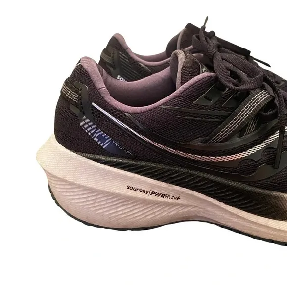Saucony Women's Triumph 20 Running Shoes