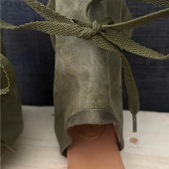 See by Chloe 'Kasha' gladiator sandal in green tan suede leather Size 37