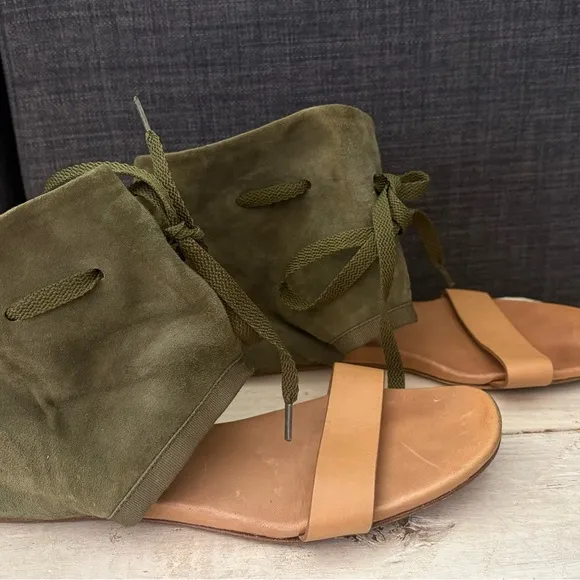 See by Chloe 'Kasha' gladiator sandal in green tan suede leather Size 37