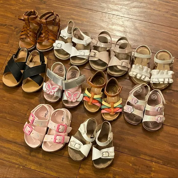 Set Of Toddler Sandals, Size: 5T