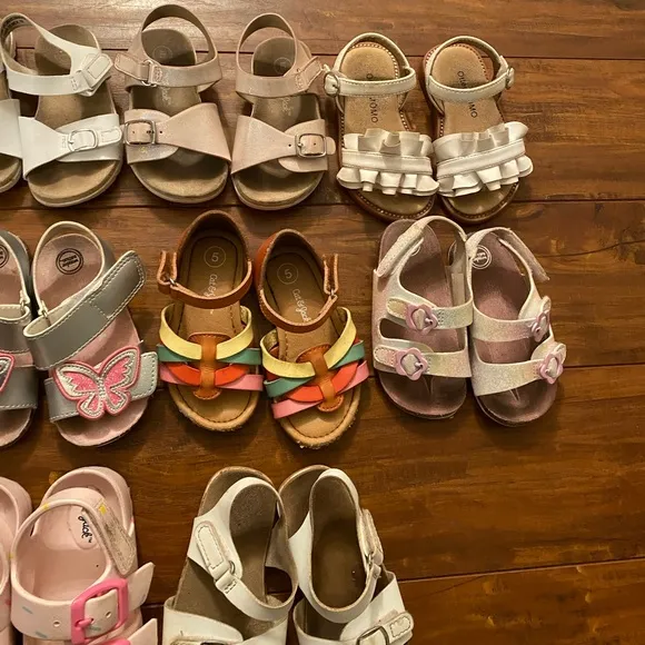 Set Of Toddler Sandals, Size: 5T