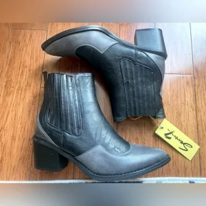 Seven7 Tuxedo Tex Ankle Boots Western Block Heel Booties