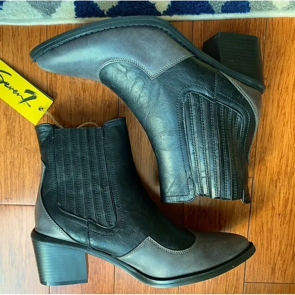 Seven7 Tuxedo Tex Ankle Boots Western Block Heel Booties