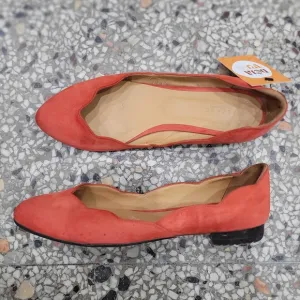 Sezane Women's Red Suede Flats