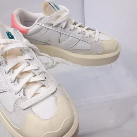 shoes new but no original box    new balance unisex ct302   D ct302oc  size  9