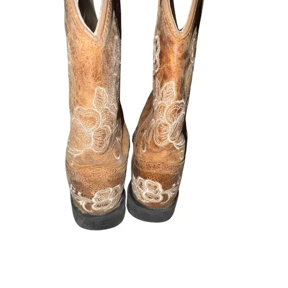 Shyanne little lasy brown girls boots size 11