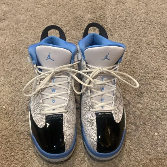 Size 10.5 Jordan Dub Zeros. Light blue, gray and black sneakers . GUC.
