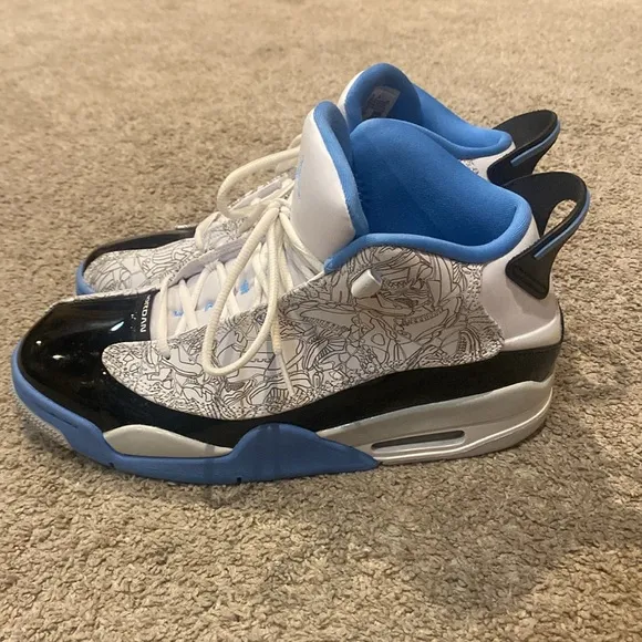 Size 10.5 Jordan Dub Zeros. Light blue, gray and black sneakers . GUC.