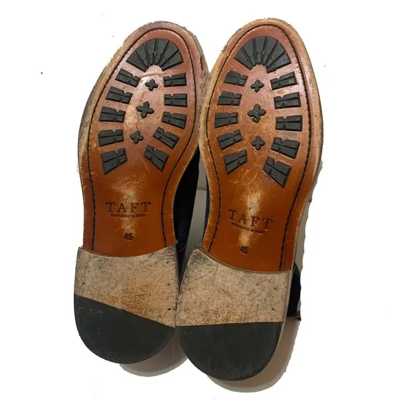 Size 11 / TAFT The jack in navy lace up boots