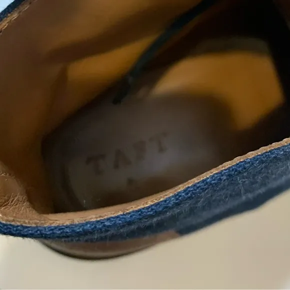 Size 11 / TAFT The jack in navy lace up boots