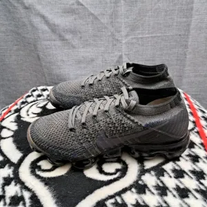 Size 8 Nike Air VaporMax Midnight Fog Women's Running Shoes 849557-009