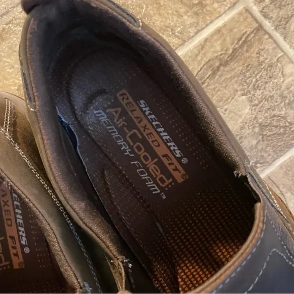 Skechers Shoes Mens Size 10 Slip‎ On Brown Loafer Air Cooled Memory Foam