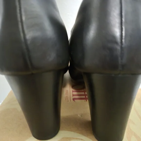 Sofft Petra Black Nappa Mary Jane Heels