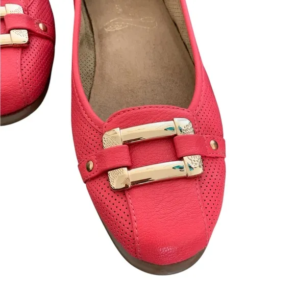 Soft Aerosol Leather Loafers with Gold Accents