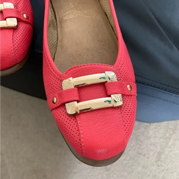Soft Aerosol Leather Loafers with Gold Accents