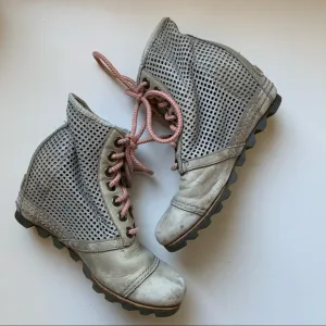 Sorel 1964 Premium Wedge Boots 7.5
