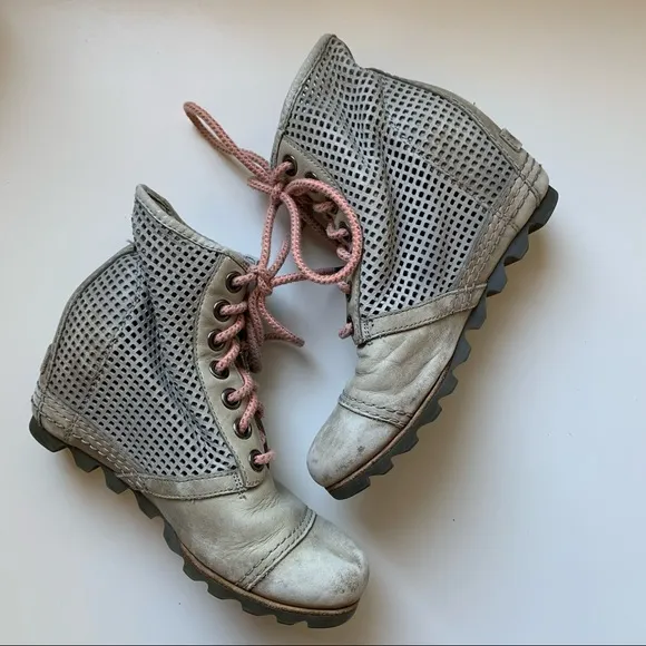 Sorel 1964 Premium Wedge Boots 7.5