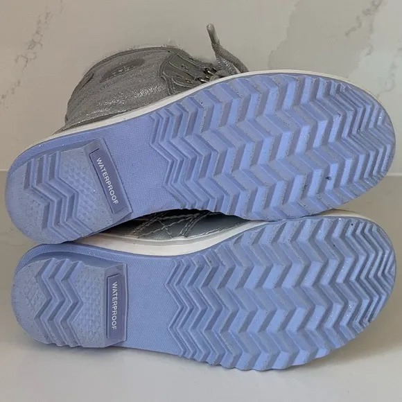 Sorel Disney Frozen Boots EUC