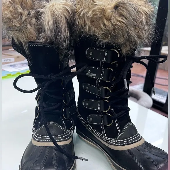 SOREL WOMEN'S JOAN OF ARCTIC BOOTS Black Size 7 EXC