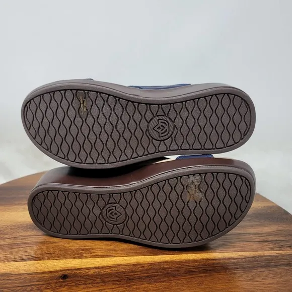 Spenco Navy Blue Adjustable Women's Sandals 6B NWOT