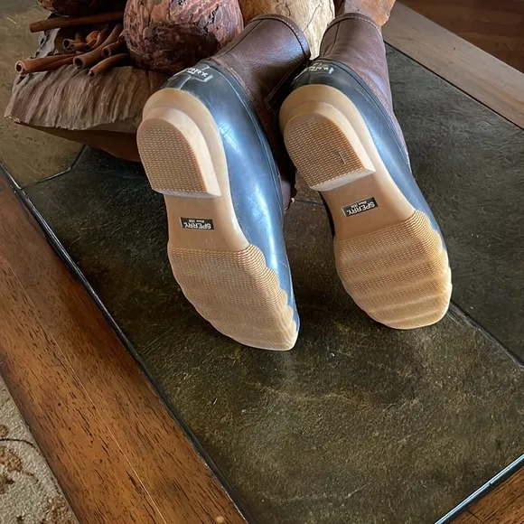Sperry Saltwater Boots (girls)