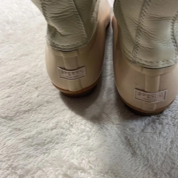 Sperry Shearwater Buckle Sherpa Boots womens 9.5