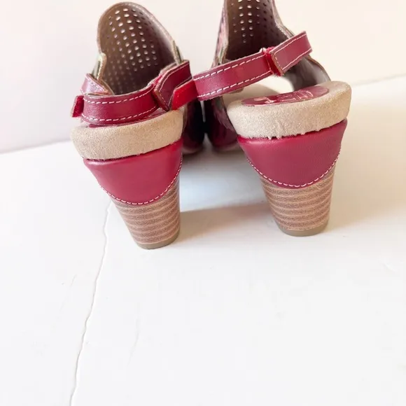 Spring Step L’ARTISTE  Millie red Sandals sz. 10