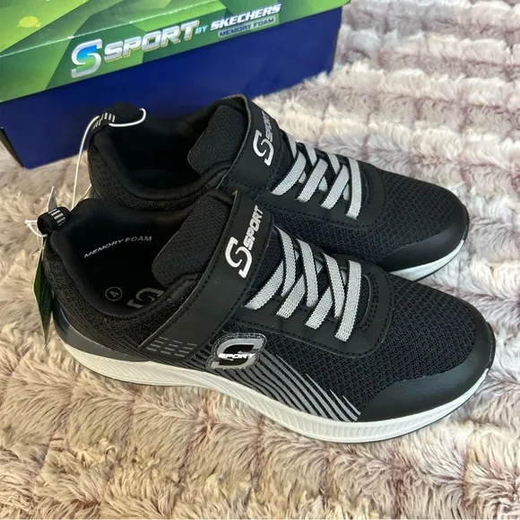 SSPORT by Skechers Memory Foam Sneakers size 4