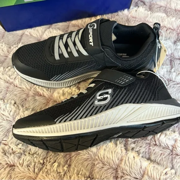 SSPORT by Skechers Memory Foam Sneakers size 4