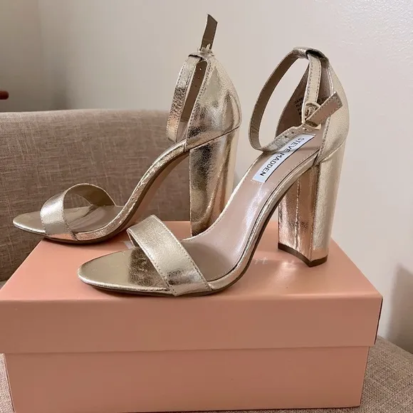 STEVE MADDEN Dylann Gold Women's Heels