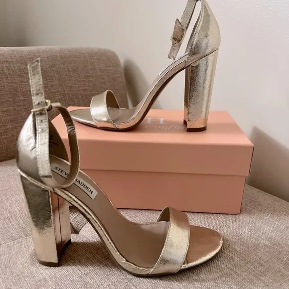 STEVE MADDEN Dylann Gold Women's Heels