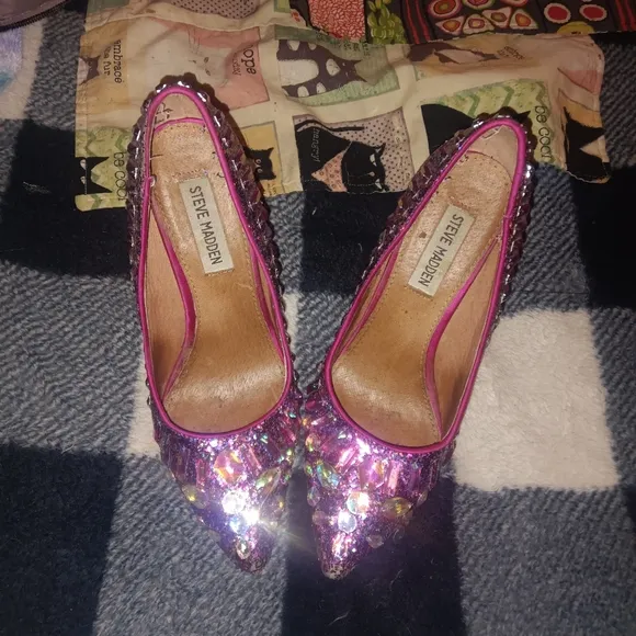 STEVE MADDEN Galaxy Purple rhinestone heels