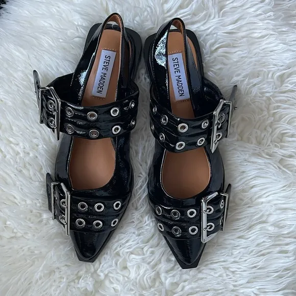 STEVE MADDEN GRAND AVE SANDAL BLACK PATENT