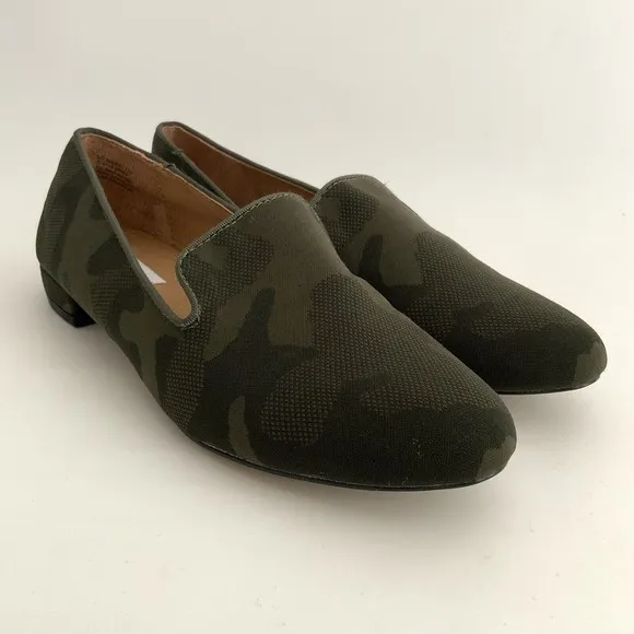 Steve Madden Loafers Women Size 7.5M Green Camouflage Solo Camp Slip-on Shoes
