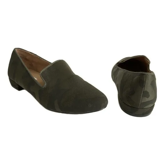 Steve Madden Loafers Women Size 7.5M Green Camouflage Solo Camp Slip-on Shoes