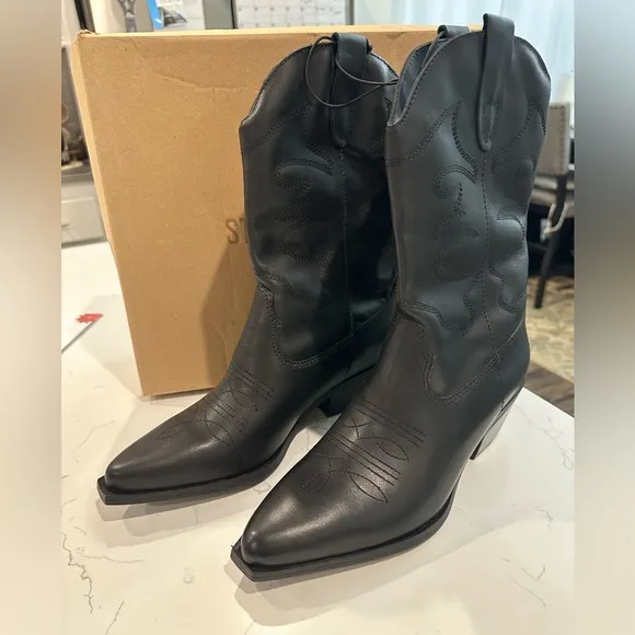 STEVE MADDENz BLACK BOOTS SIZE 9