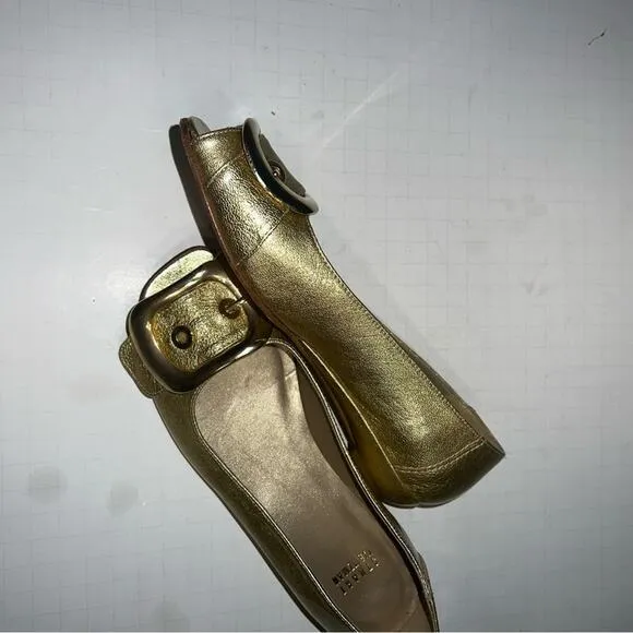 STUART WEITZMAN gold mini wedge open toed shoes 5.5