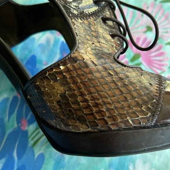 Stuart Weitzman Mixed Leather Tuxedo Lace Up Heels - 8 M (?)