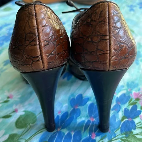 Stuart Weitzman Mixed Leather Tuxedo Lace Up Heels - 8 M (?)
