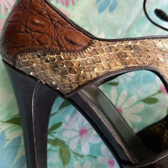 Stuart Weitzman Mixed Leather Tuxedo Lace Up Heels - 8 M (?)